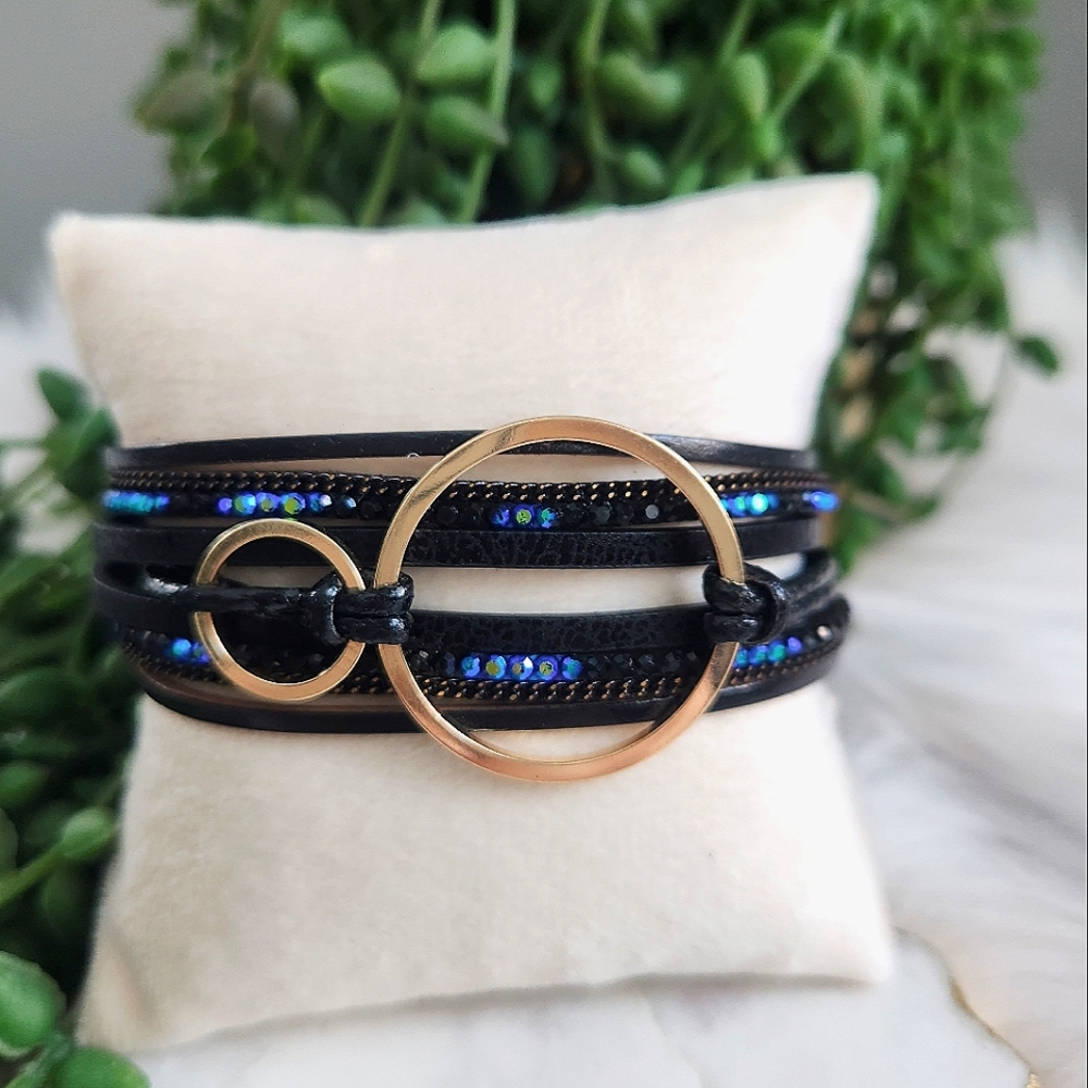 New Ryze Women's Black with Gold Circles Vegan Leather Magnetic Wrap Bracelet